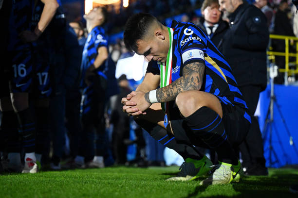 紧盯不放 紧盯不放