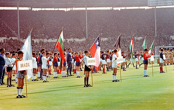 他一事作出 他一事作出