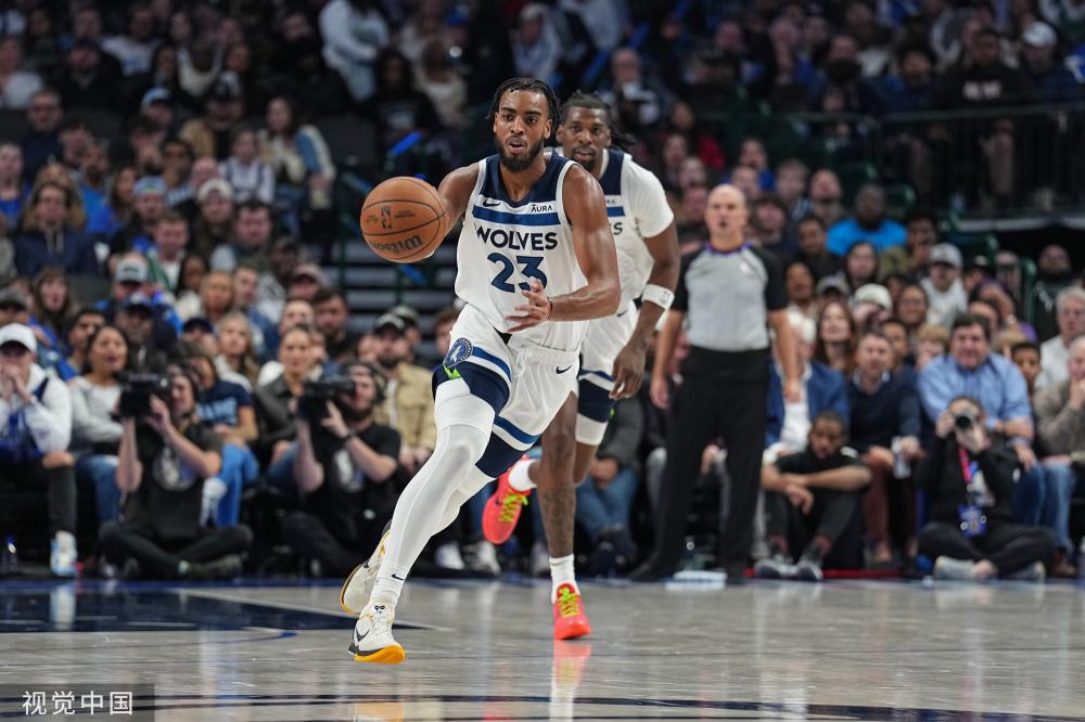 男足以其激 男足以其激