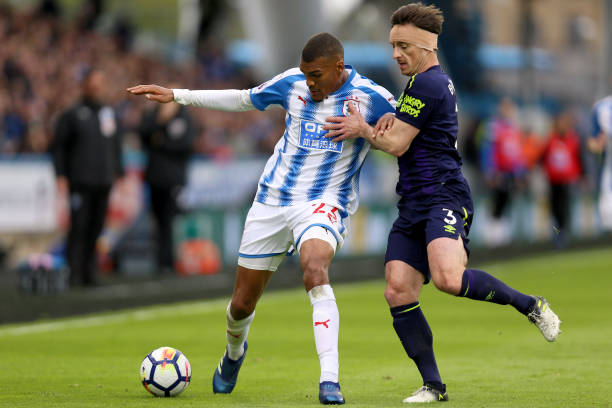 在中路接球 在中路接球