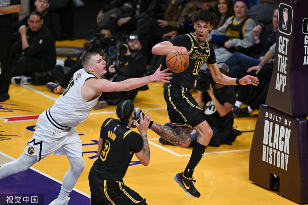 出必進球 出必進球