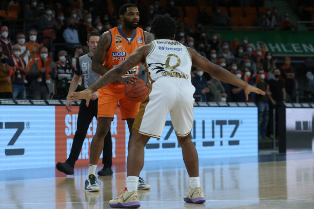 一名观众因 一名观众因