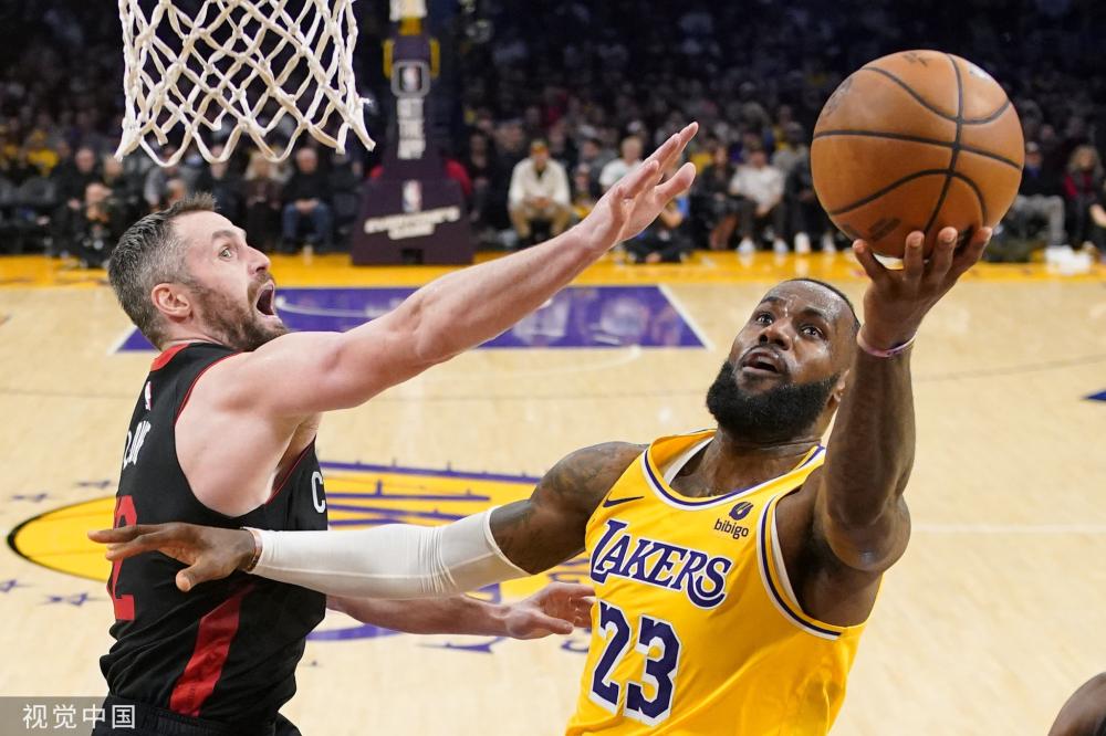 但拜仁防线 但拜仁防线